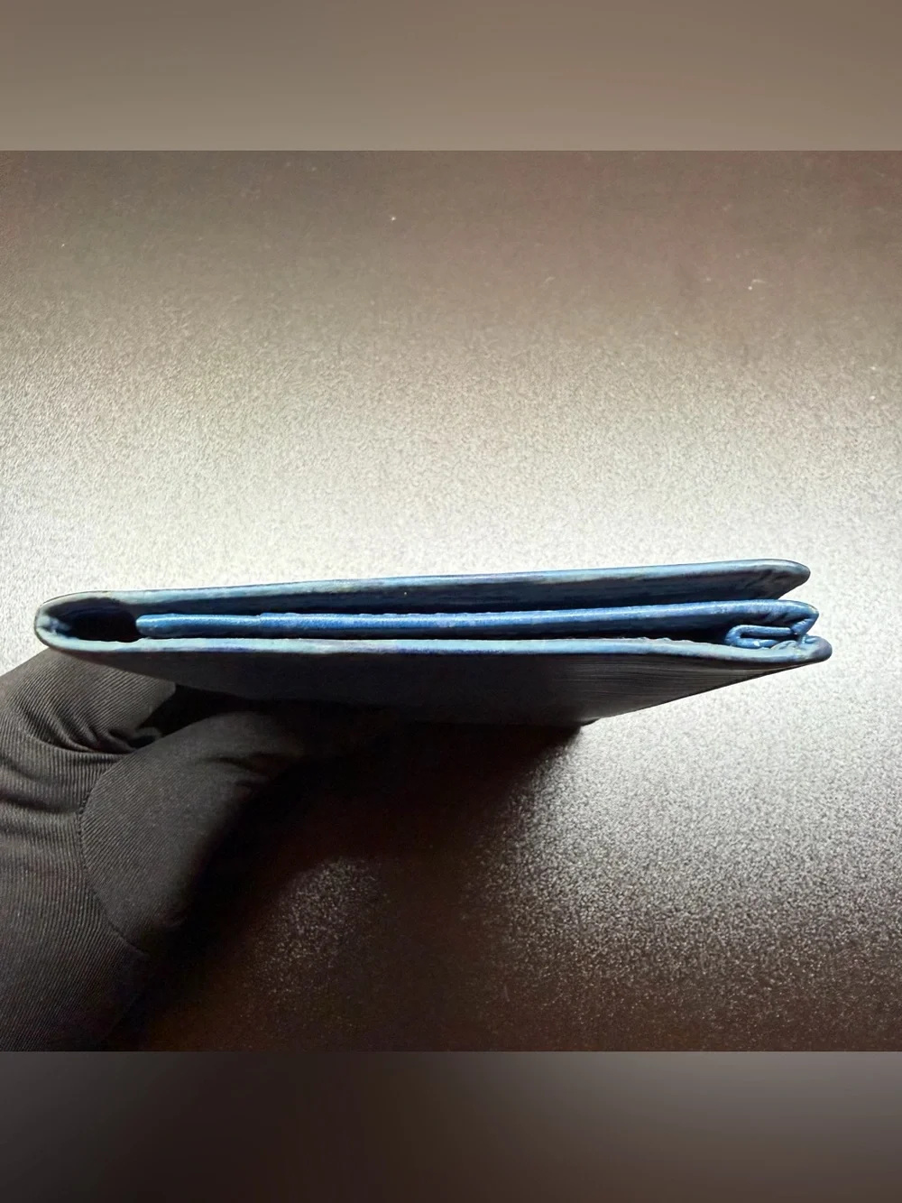 Louis Vuitton Blue Epi Portefeuille Brazza Wallet